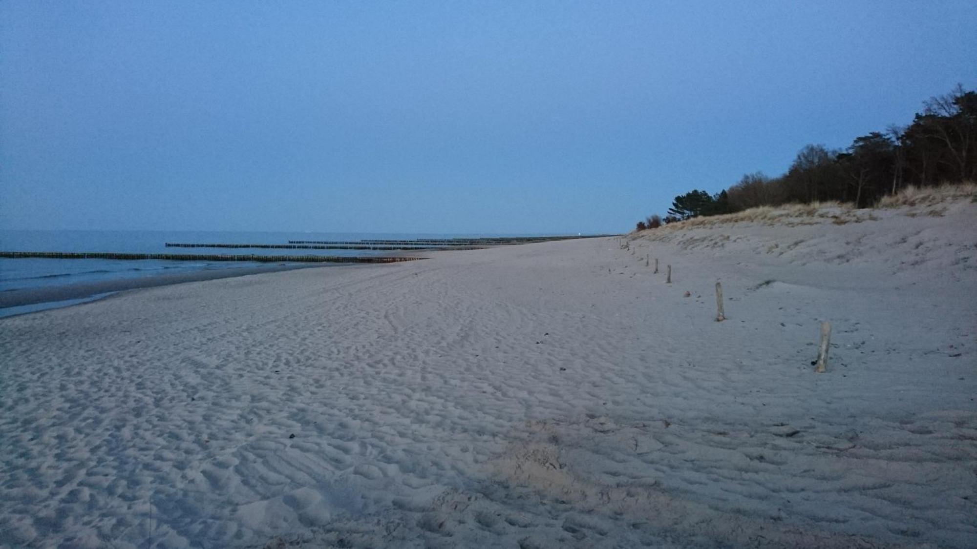 Modernes Appartment, 3 Gehminuten Zum Strand, Pool+Sauna Zempin Bagian luar foto
